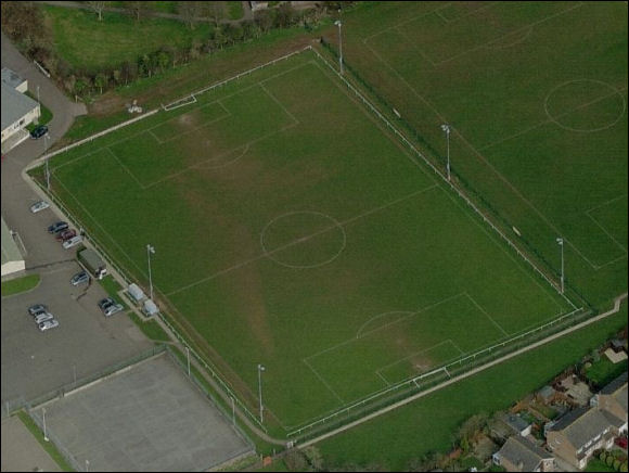Longwell Green Community Centre - the home of Longwell Green Sports FC (aerial photograph  Bing Maps)