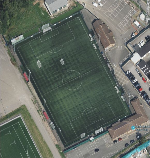 Oaklands Park - the home of Roman Glass FC (aerial photograph  Bing Maps)