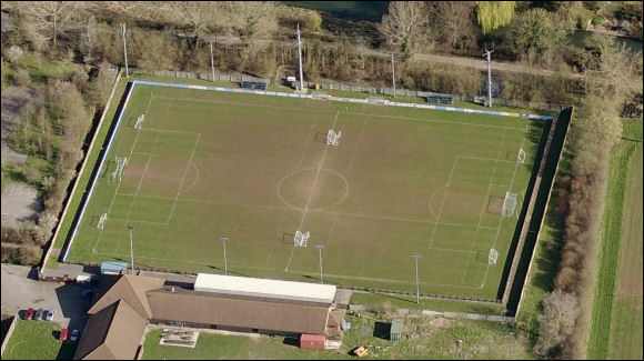 Waterside Park - the home of Thatcham Town FC (aerial photograph  Bing Maps)