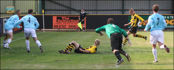 Chris Thompson rounds off the scoring with his first strike for eighteen months